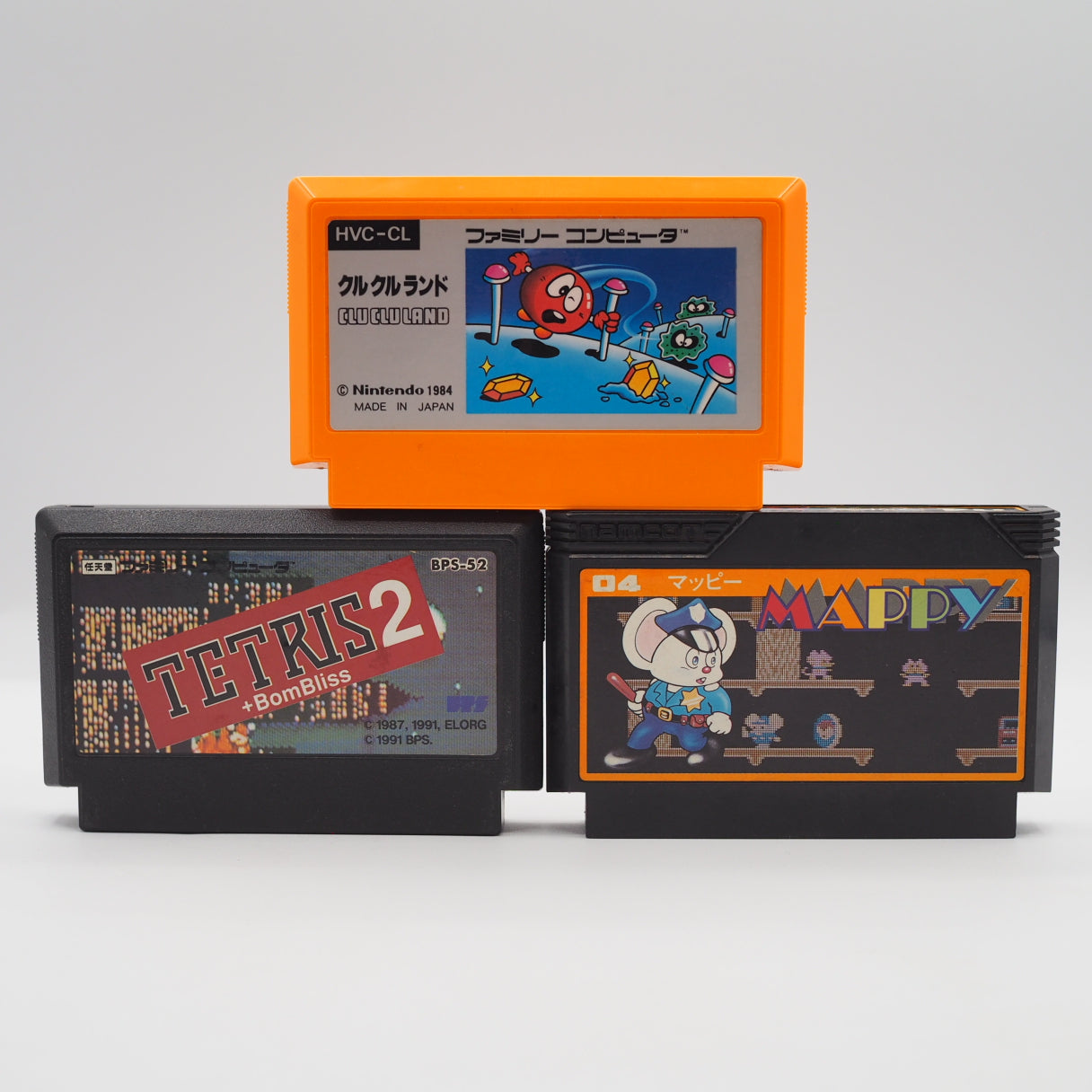 Used Nintendo Famicom Console System Boxed HVC-001 + Puzzle & Quick Brain Games SET