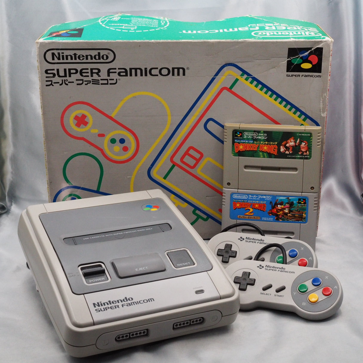 Used Nintendo Super Famicom Console system Boxed w/ Donkey Kong & Donkey Kong 2 (Lot)