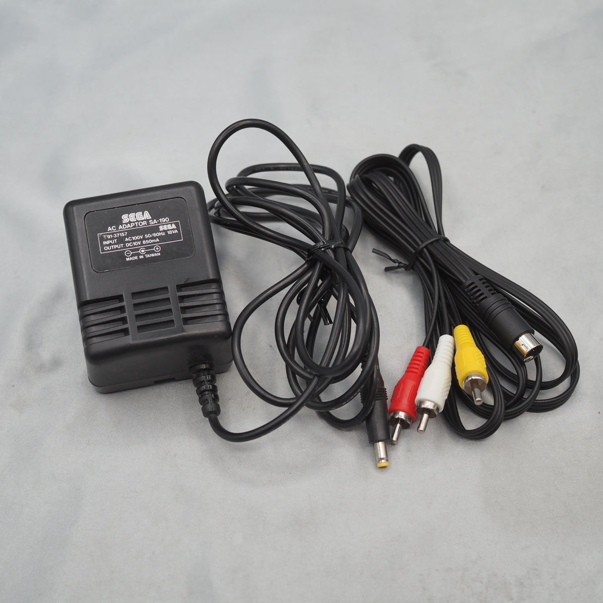 Used MEGA DRIVE 2 Console system HAA-2502 NTSC-J - Tested & Working