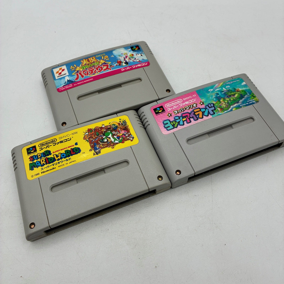 Super Famicom Oshaberi Parodius + Super Mario World + Yoshi's Island Game Set