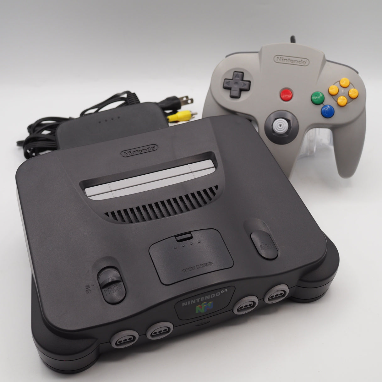 Used Nintendo 64 Console System NUS-001 Black NTSC-J / NTSC-U/C - Select Controller & Bundle — Nintendo | Enjoy Game Japan