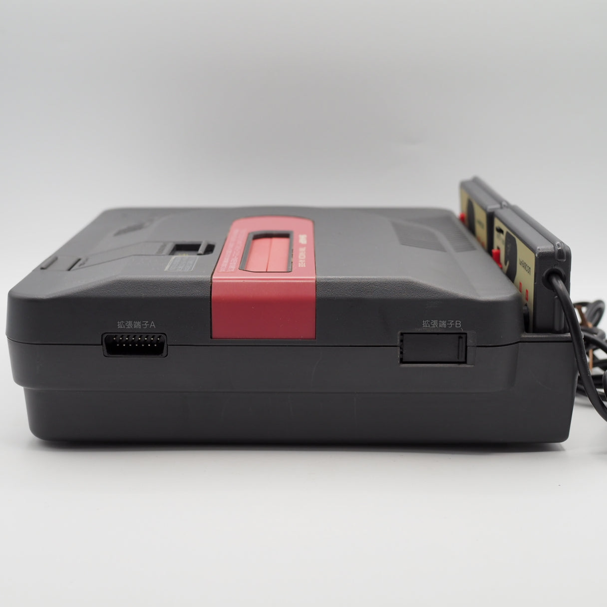 Used SharpTwin Famicom Console system AN-500B [New Rubber Belt replaced] - Tested & Working