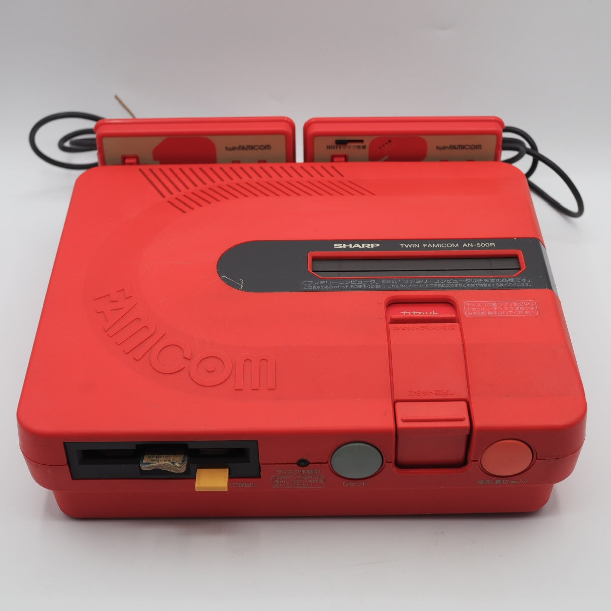 Used Sharp Twin Famicom Console system AN-500R [New Rubber Belt replaced] + Magnetic head protection sheet SET - Tested & Working