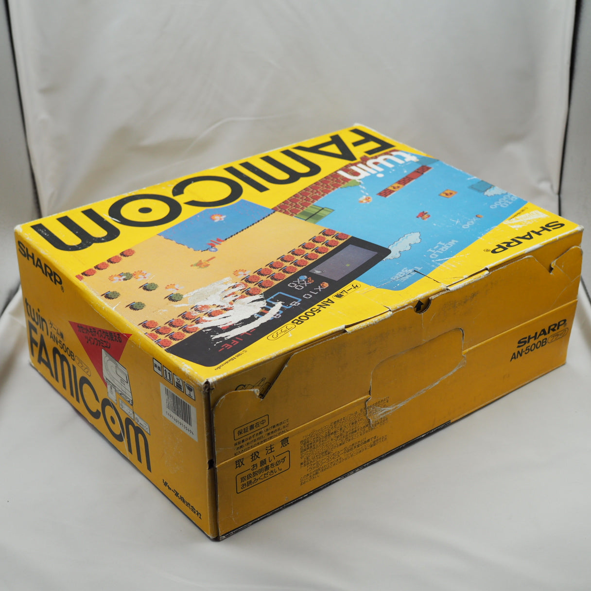 Used Twin Famicom AN-500B Console system Boxed New Rubber Belt replaced - Tested & Working