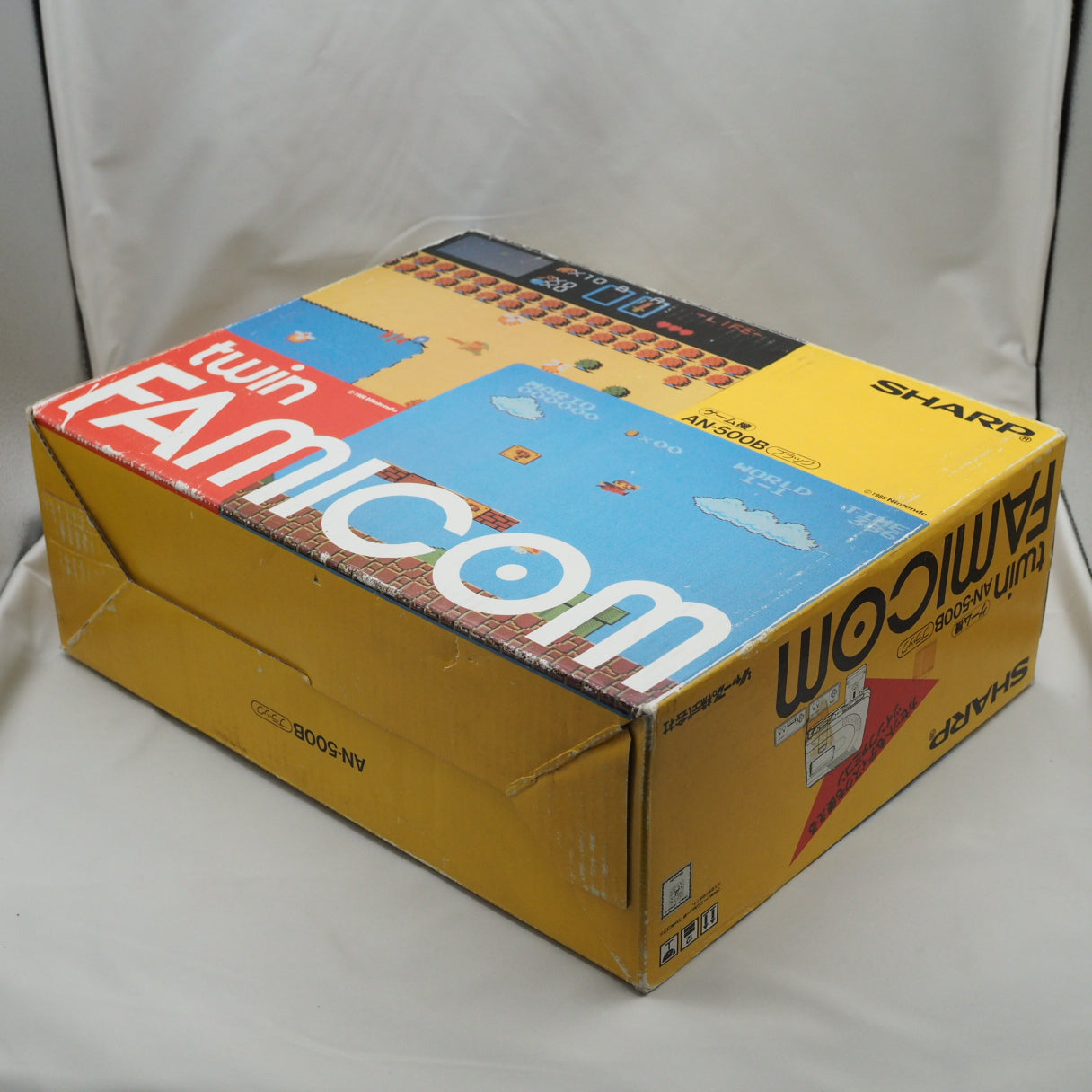 Used Twin Famicom AN-500B Console system Boxed New Rubber Belt replaced - Tested & Working