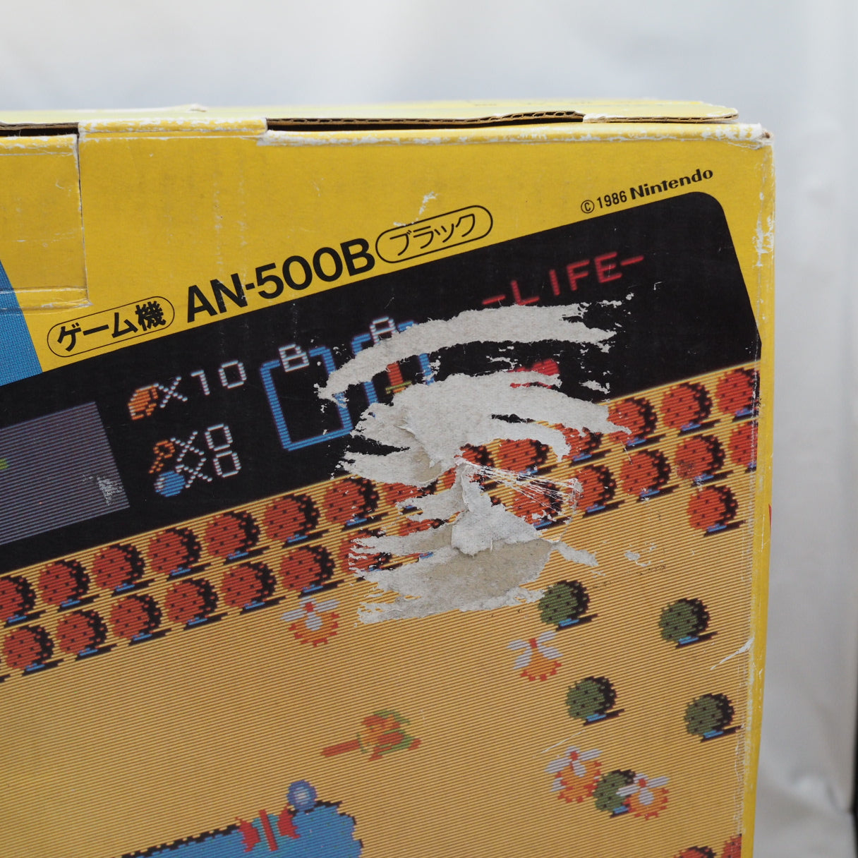 Used Twin Famicom AN-500B Console system Boxed New Rubber Belt replaced - Tested & Working