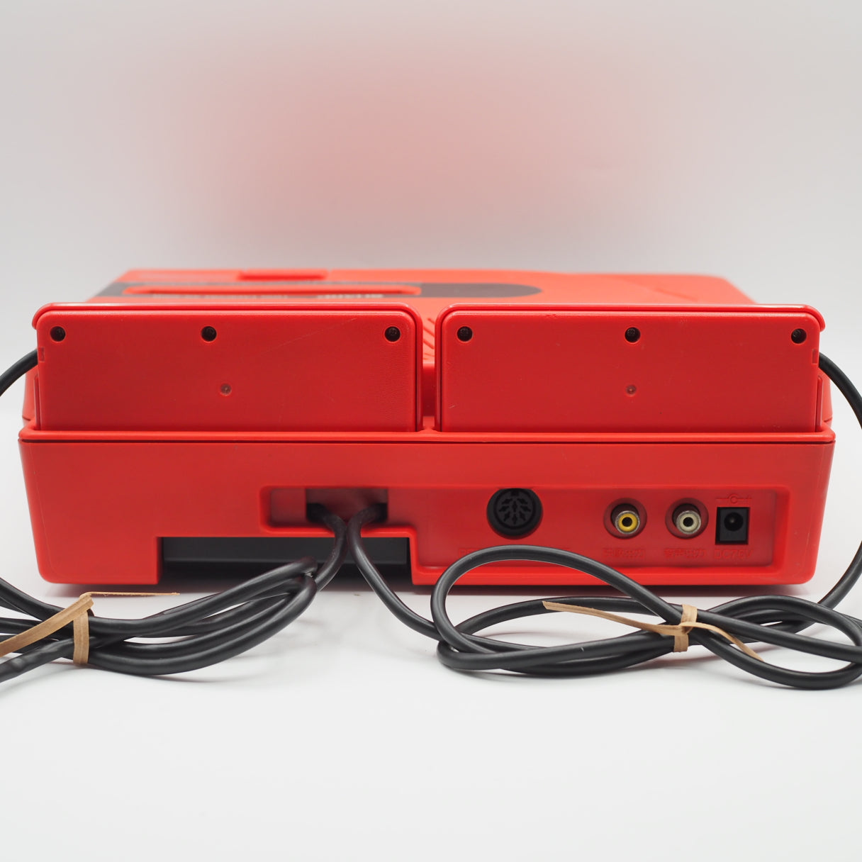 Used Sharp Twin Famicom Console system AN-500R [New Rubber Belt replaced] - Tested & Working
