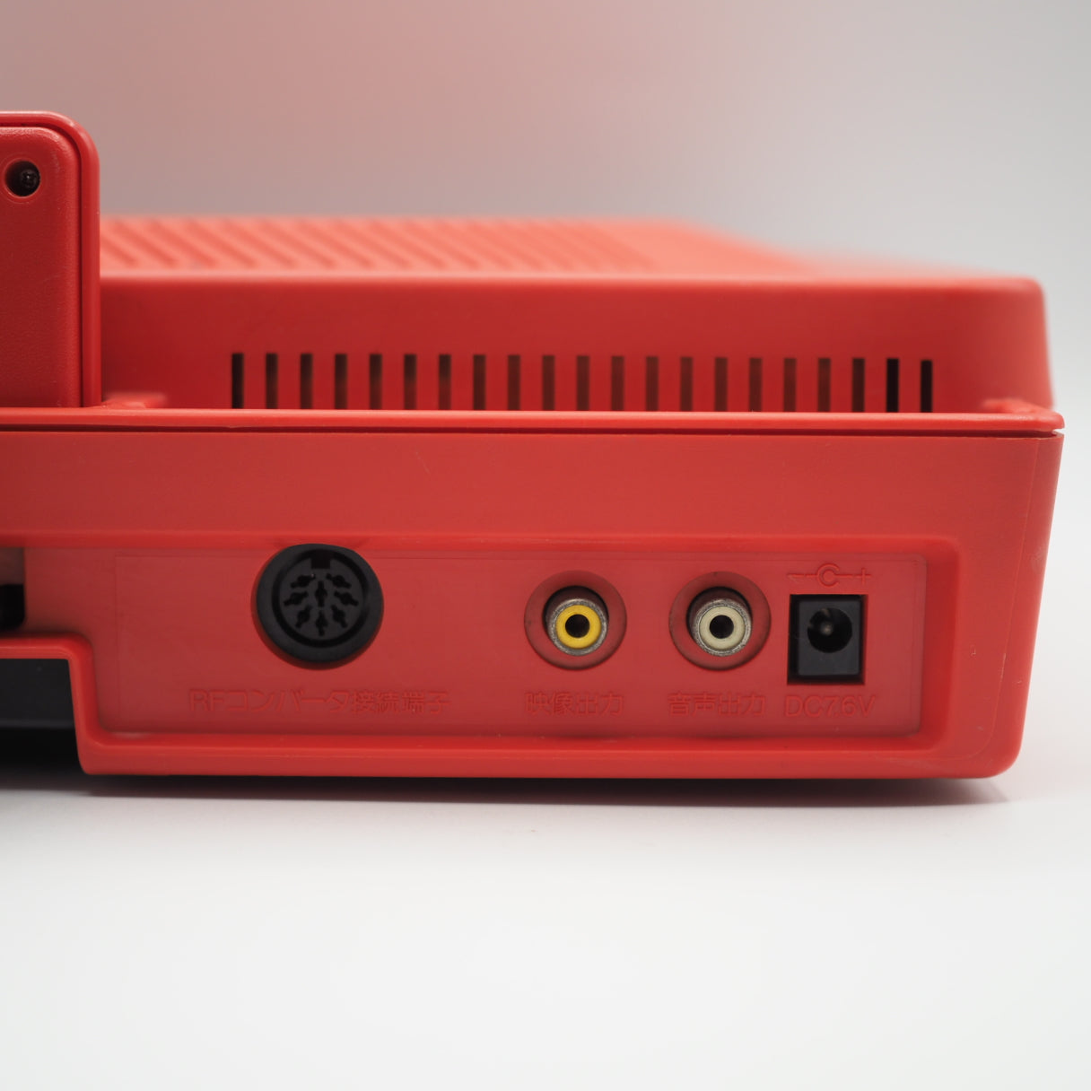 Used Sharp Twin Famicom Console system AN-500R [New Rubber Belt replaced] - Tested & Working