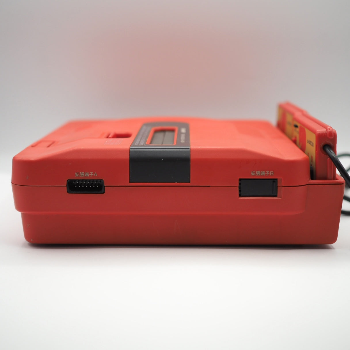 Used Sharp Twin Famicom Console system AN-500R [New Rubber Belt replaced] - Tested & Working