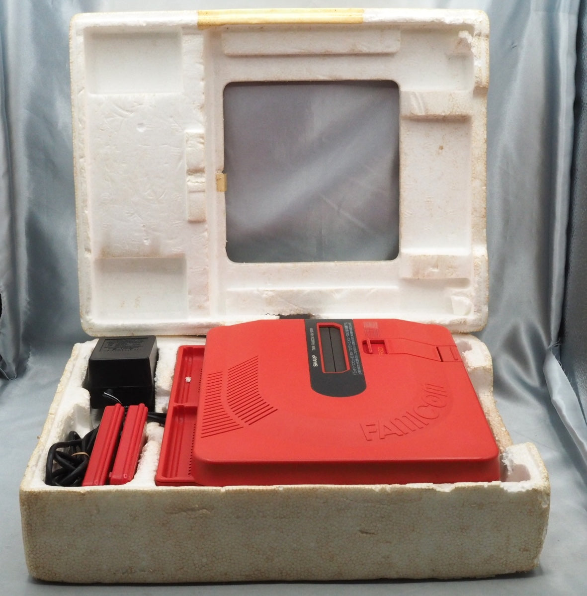 Used Twin Famicom Console system AN-500R New Rubber Belt replaced Boxed - Tested & Working