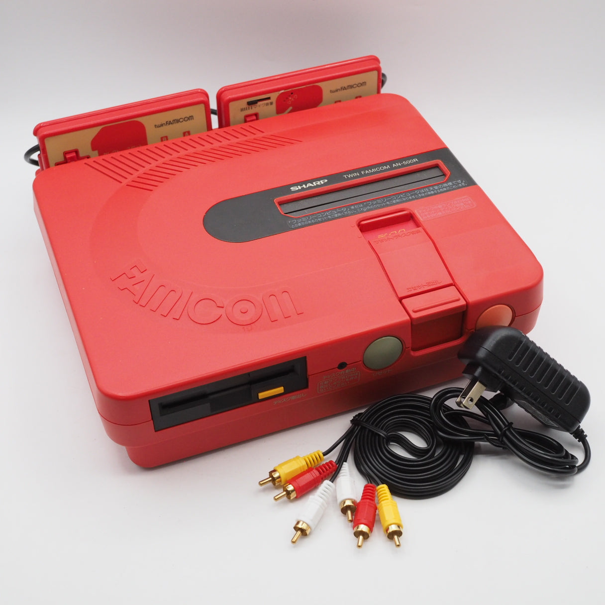 Sharp Twin Famicom Console Nintendo AN-505BK / 500R / 500B Belt replaced Tested – Japanese retro console – Enjoy Game Japan