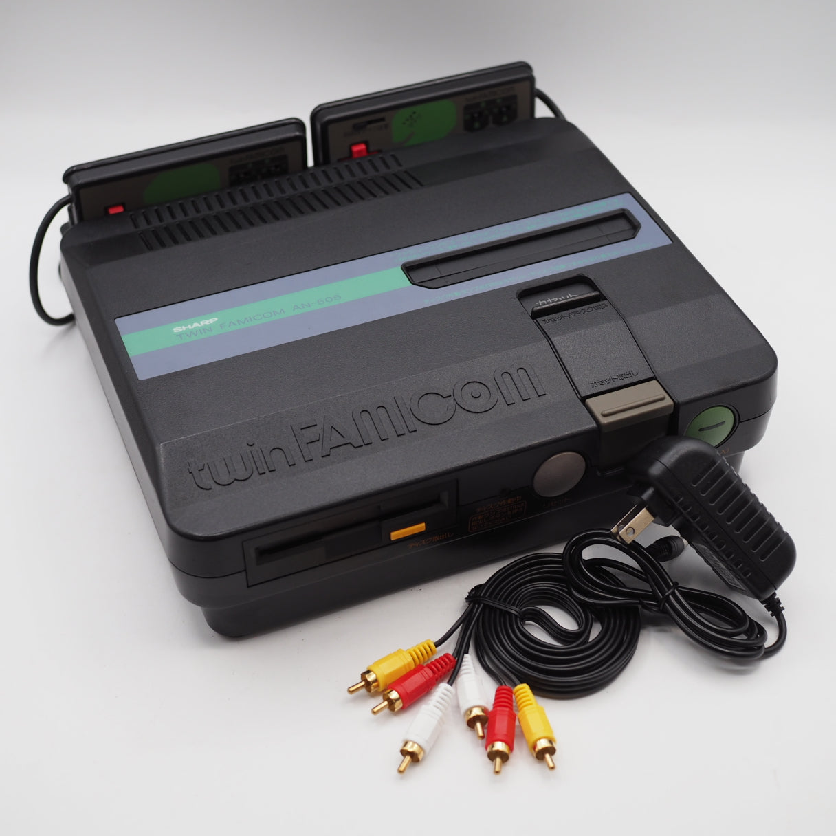 Sharp Twin Famicom Console Nintendo AN-505BK / 500R / 500B Belt replaced Tested