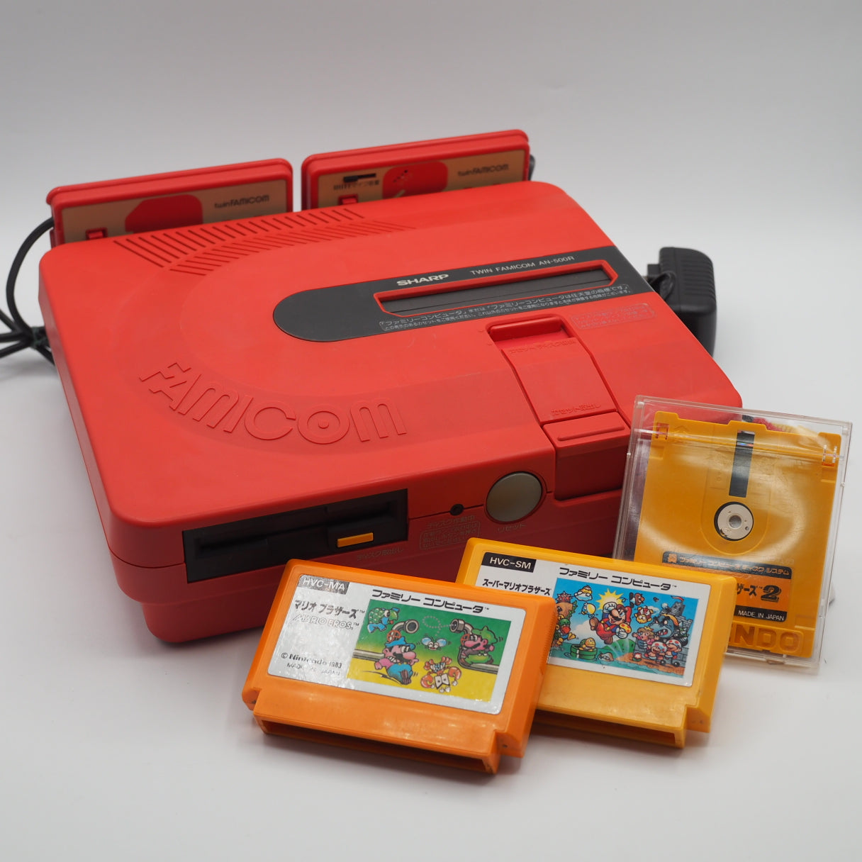 Sharp Twin Famicom Console system AN-500R [New Rubber Belt replaced] + 3 Games SET