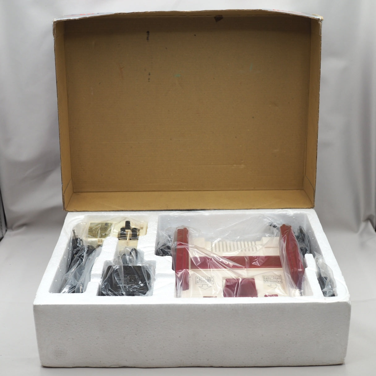 Nintendo Famicom Console System SQUARE BUTTONS Boxed HVC-001 Tested & Working