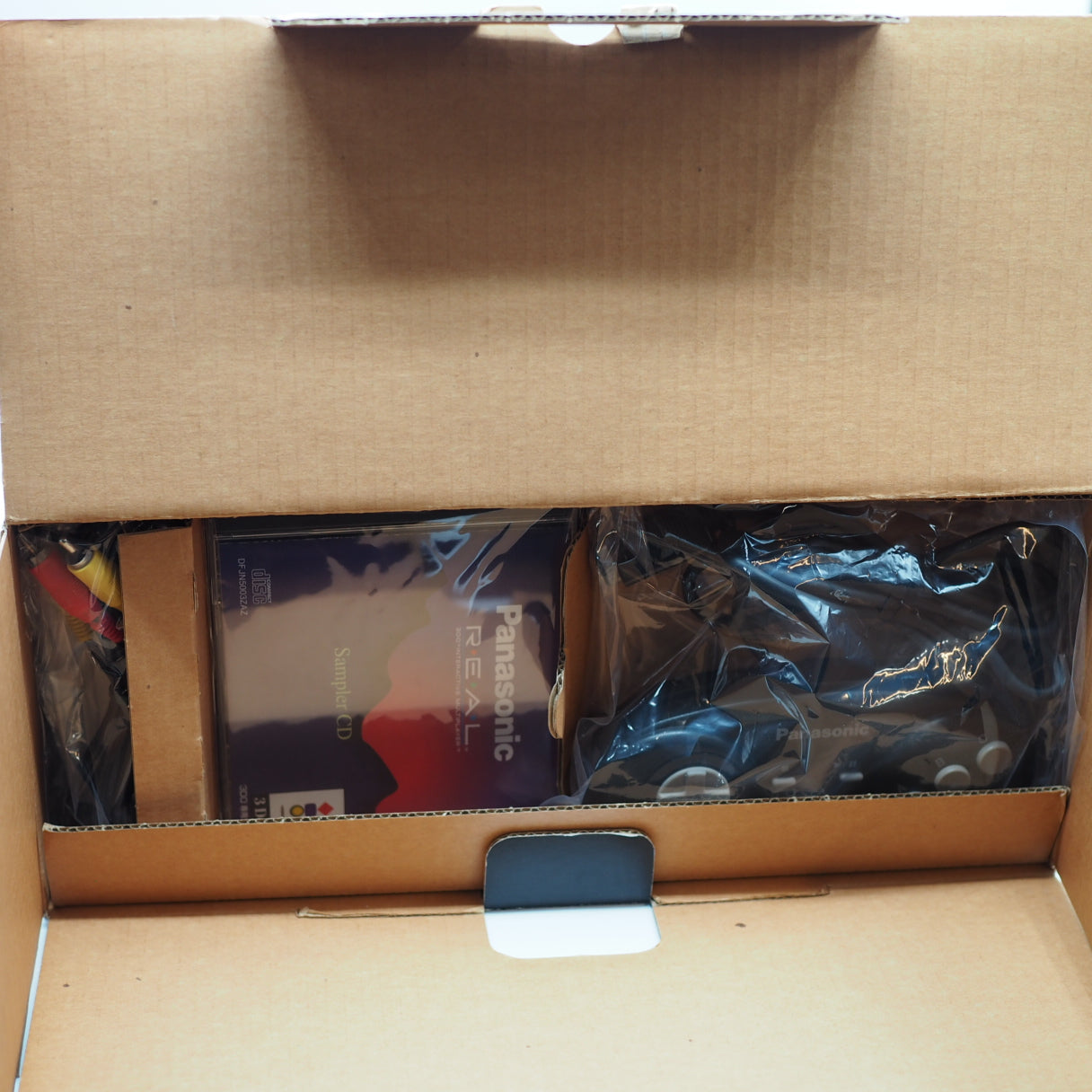 Used 3DO REAL FZ-1 Console system Boxed CIB - Tested & Working