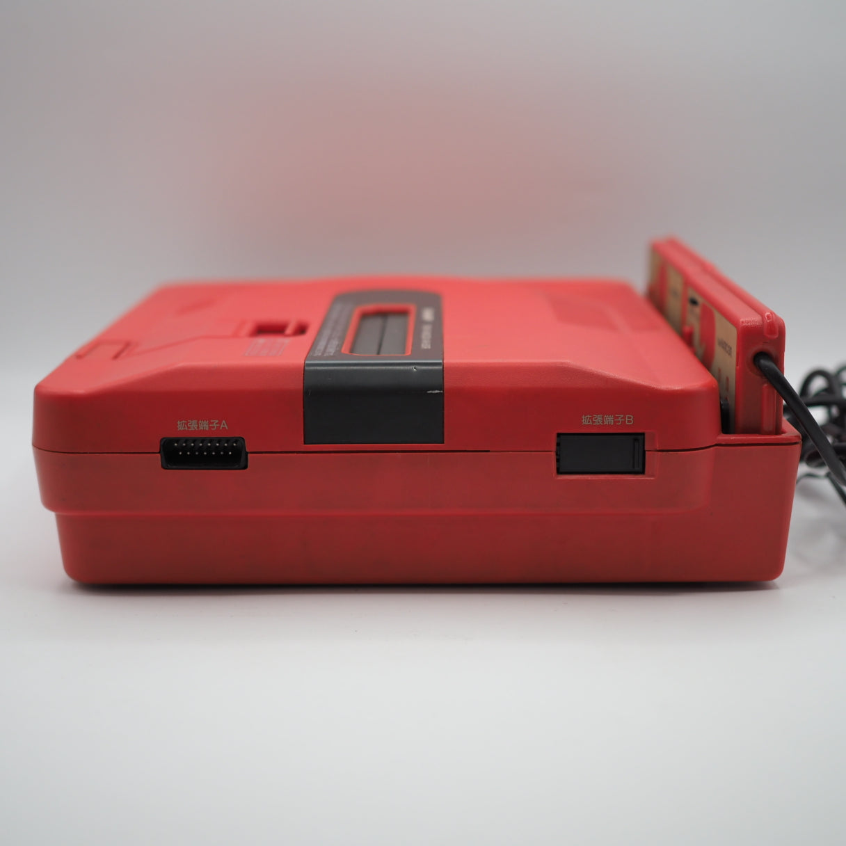 Used Sharp Twin Famicom Console system AN-500R [New Rubber Belt replaced] - Tested & Working
