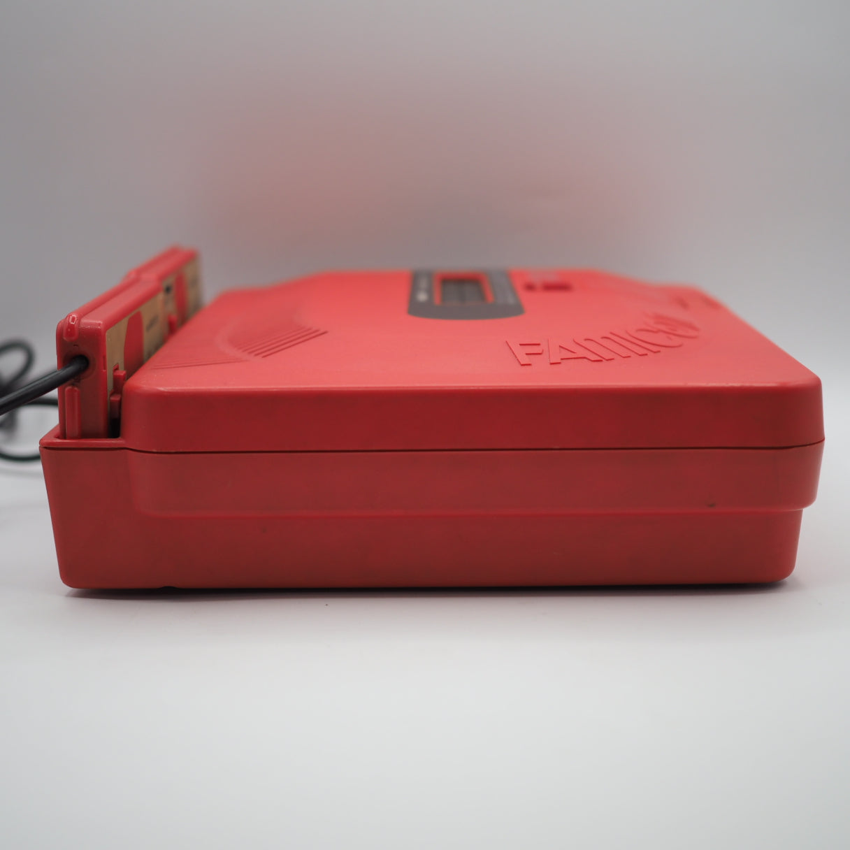 Used Sharp Twin Famicom Console system AN-500R [New Rubber Belt replaced] - Tested & Working