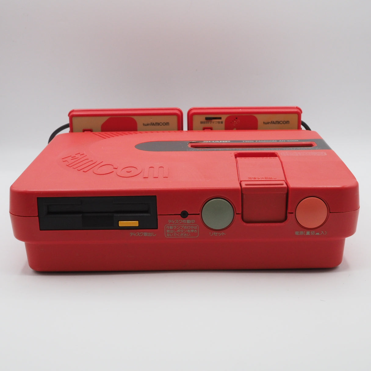 Used Sharp Twin Famicom Console system AN-500R [New Rubber Belt replaced] - Tested & Working