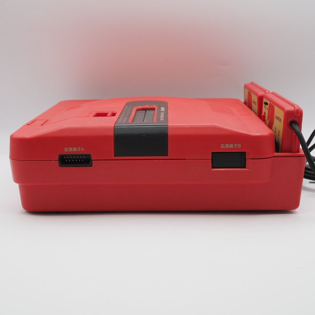 Used Sharp Twin Famicom Console system AN-500R [New Rubber Belt replaced] - Tested & Working