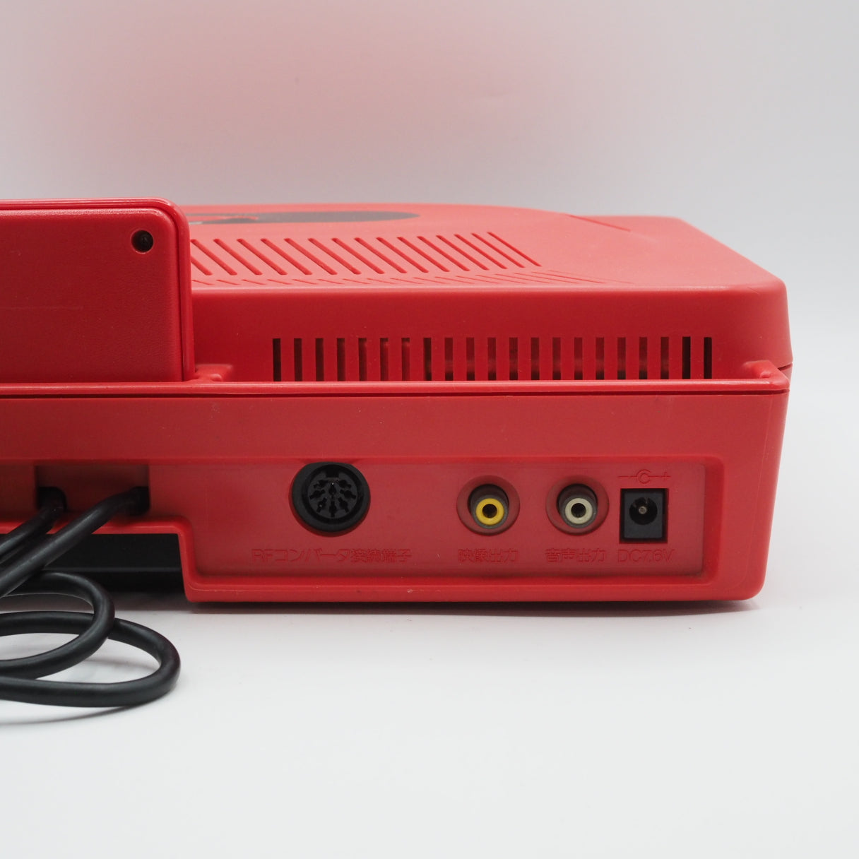 Used Sharp Twin Famicom Console system AN-500R [New Rubber Belt replaced] - Tested & Working