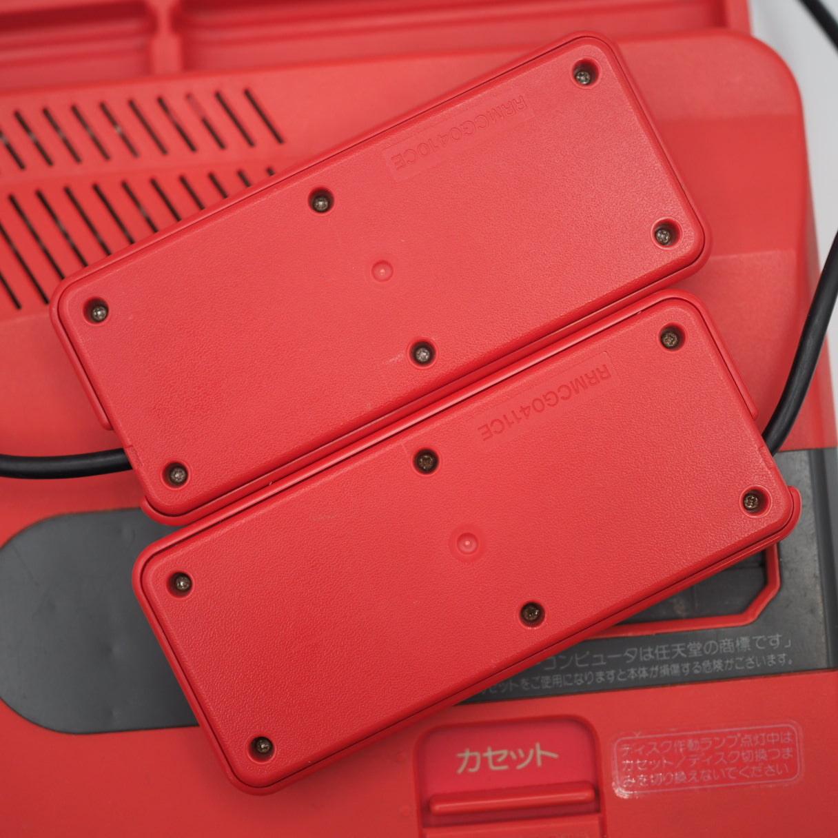 Used Sharp Twin Famicom Console system AN-500R [New Rubber Belt replaced] - Tested & Working