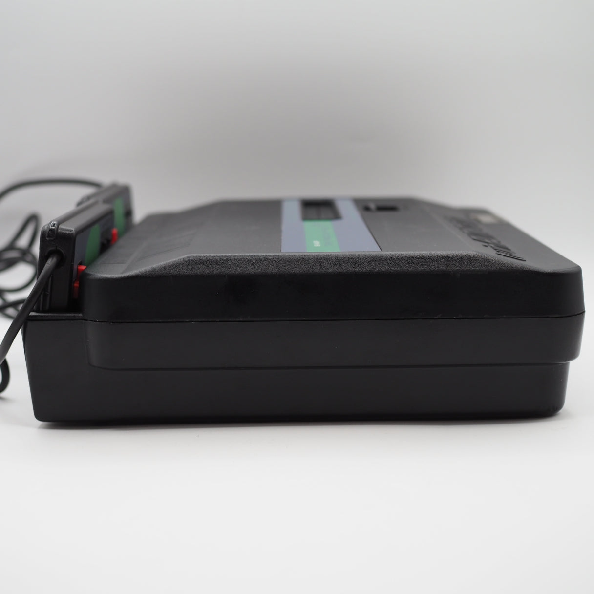 Used Sharp Twin Famicom Black Console AN505BK New Rubber Belt replaced - Tested & Working