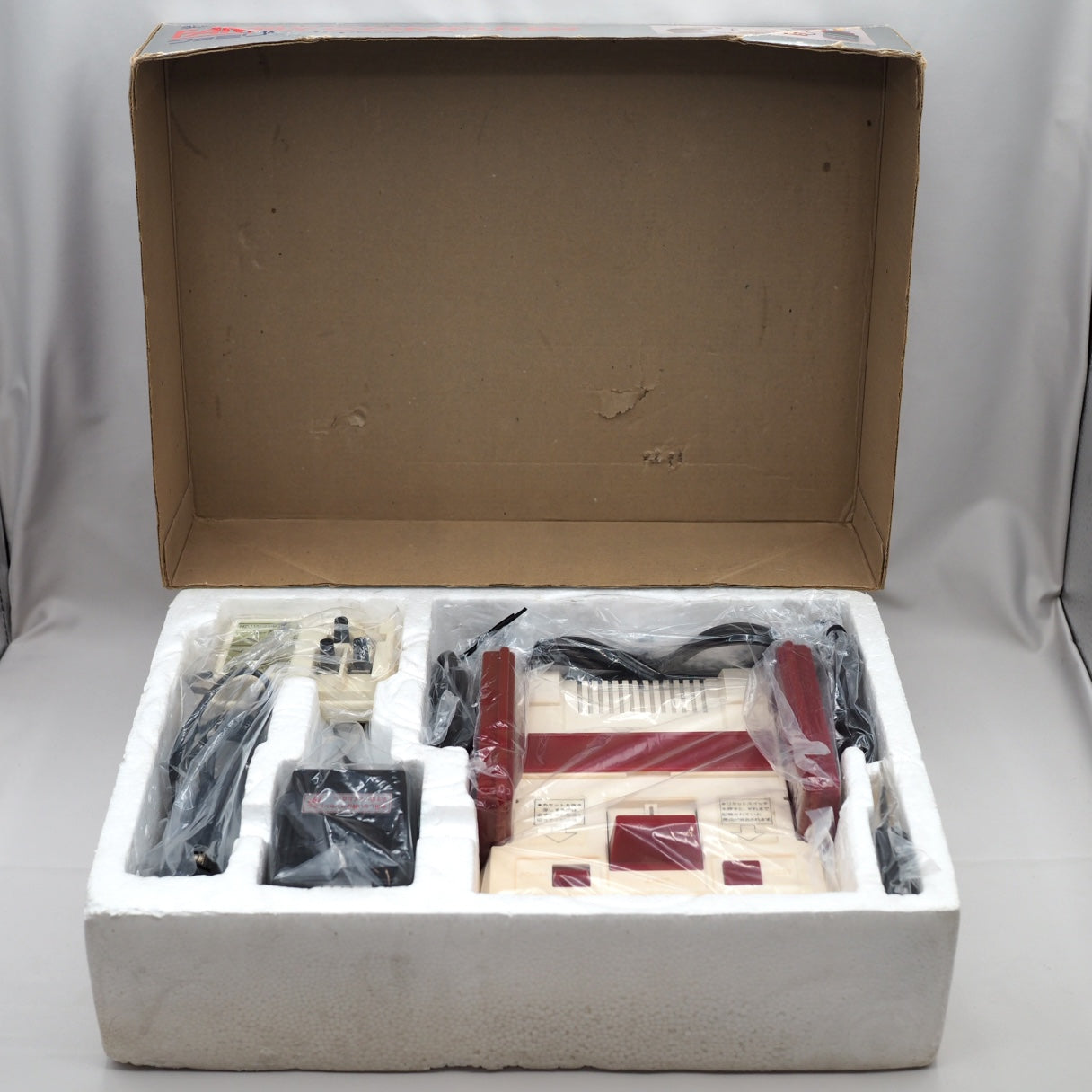 Used Nintendo AV Famicom & Disk System Console system SET Boxed [New Rubber Belt Replaced] - Tested & Working