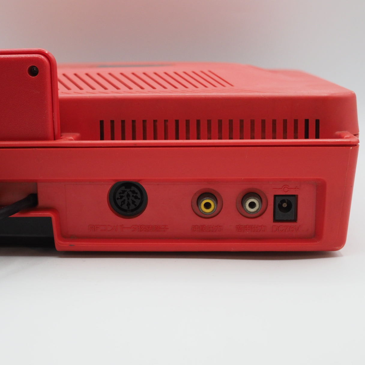 Used Sharp Twin Famicom Console system AN-500R [New Rubber Belt replaced] + Magnetic head protection sheet SET - Tested & Working