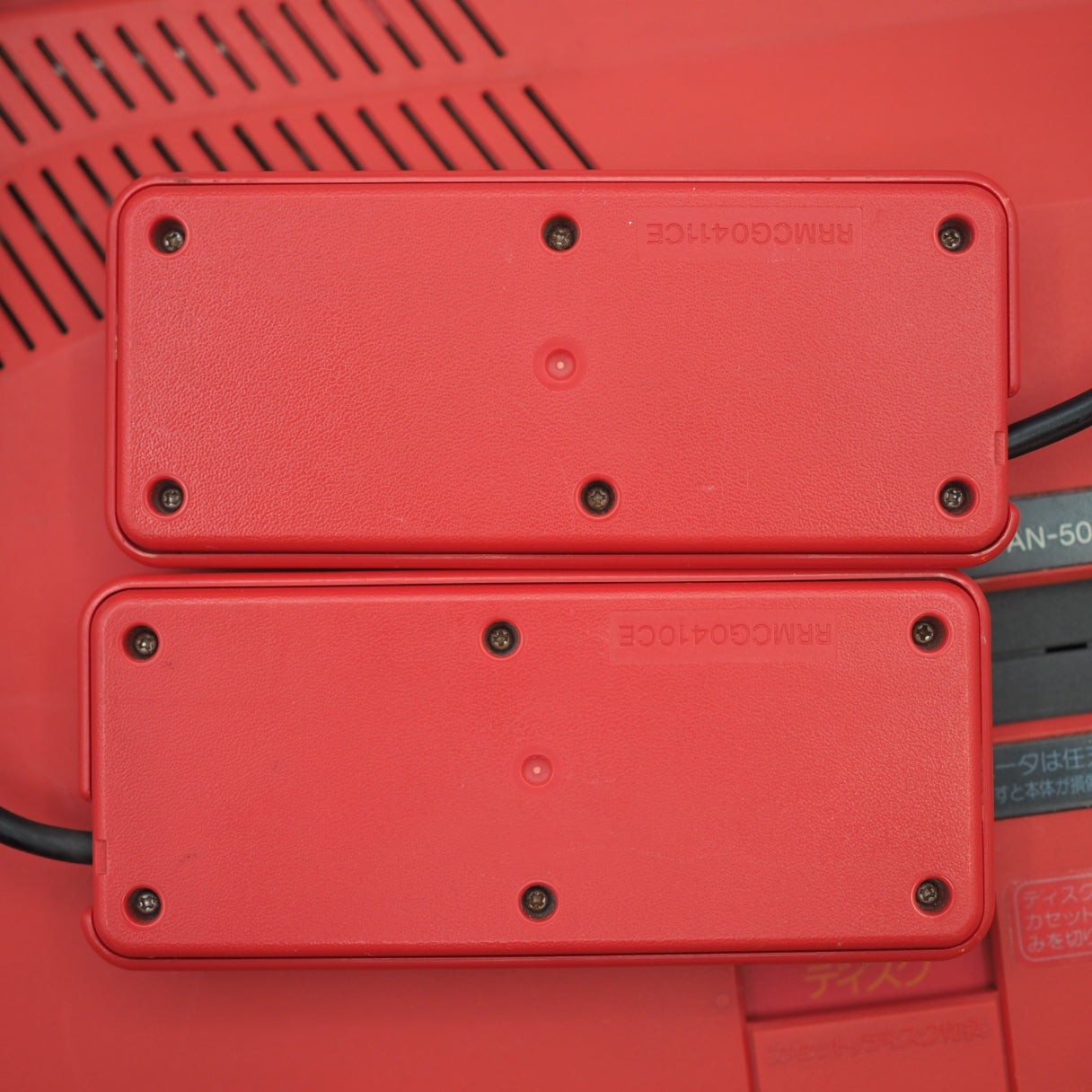 Used Sharp Twin Famicom Console system AN-500R [New Rubber Belt replaced] + Magnetic head protection sheet SET - Tested & Working