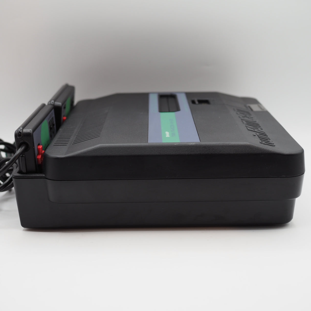 Used Sharp Twin Famicom Black Console AN505BK New Rubber Belt replaced - Tested & Working