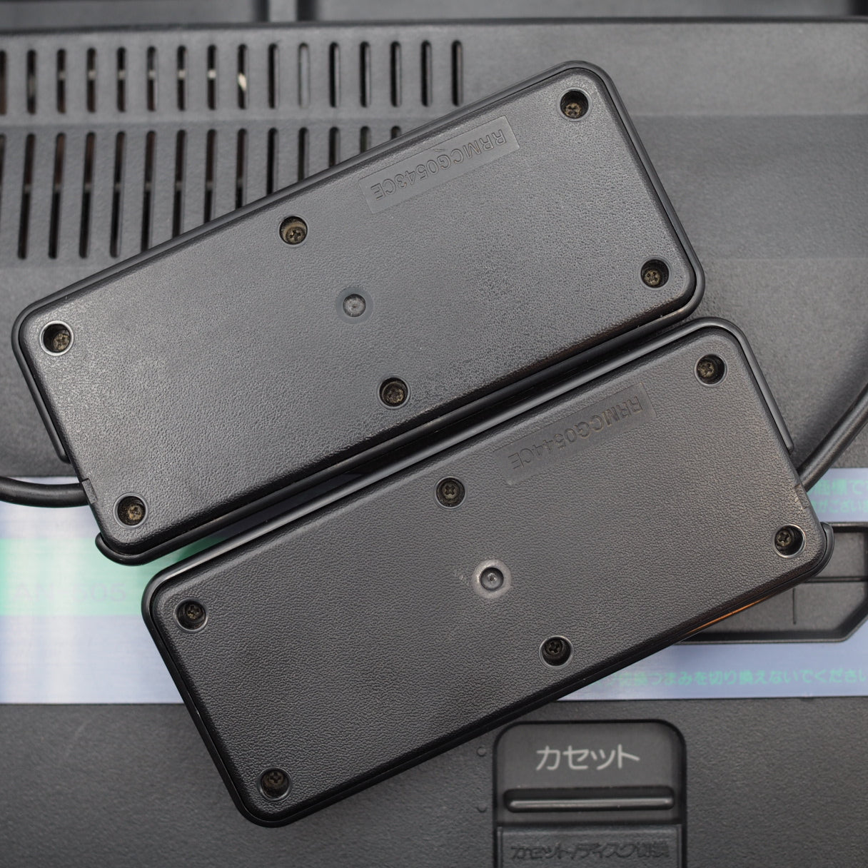 Used Sharp Twin Famicom Black Console AN505BK New Rubber Belt replaced - Tested & Working