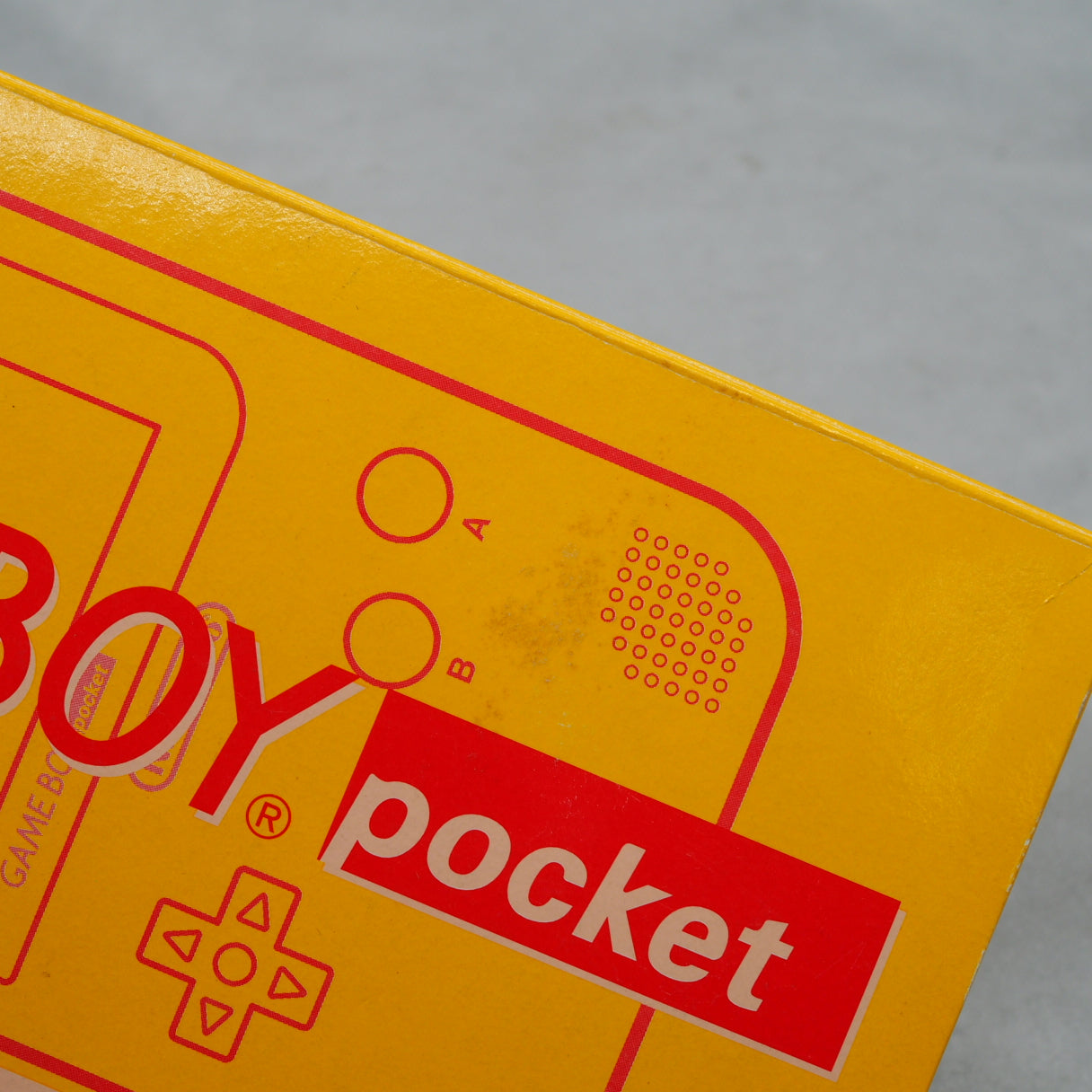 [JUNK] Nintendo GAMEBOY Pocket Console MGB-001 Boxed [Yellow]