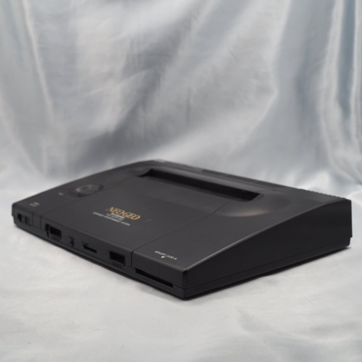 NEO GEO AES Console System & 2 Controllers [UNIBIOS]