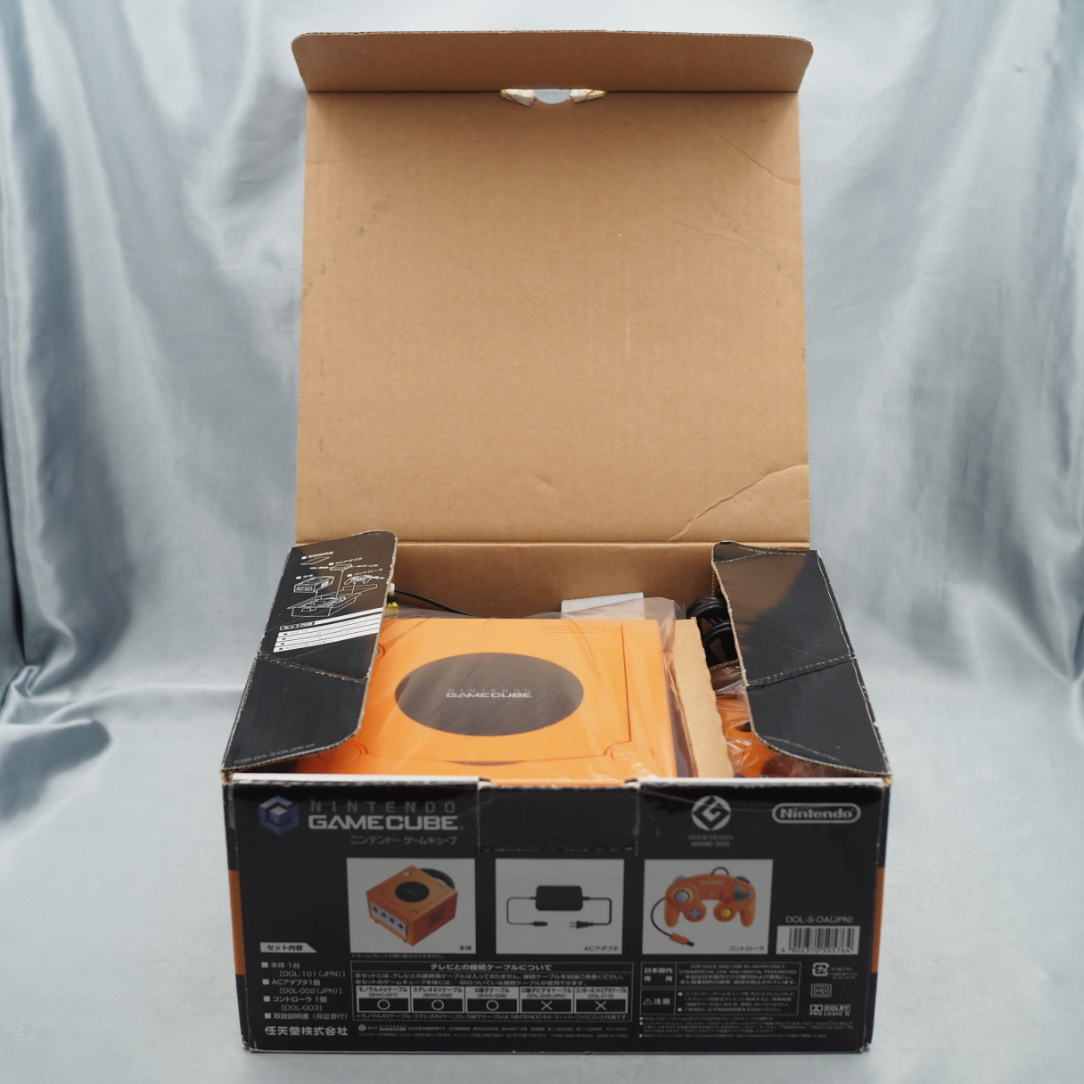 Nintendo GameCube Console System Orange Boxed + memory card