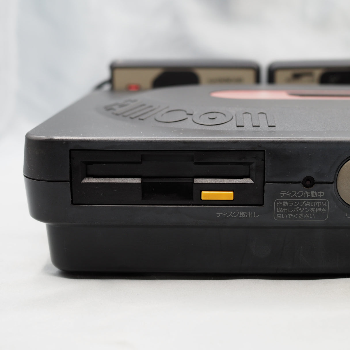 Twin Famicom Console system AN-500B [New Rubber Belt replaced]