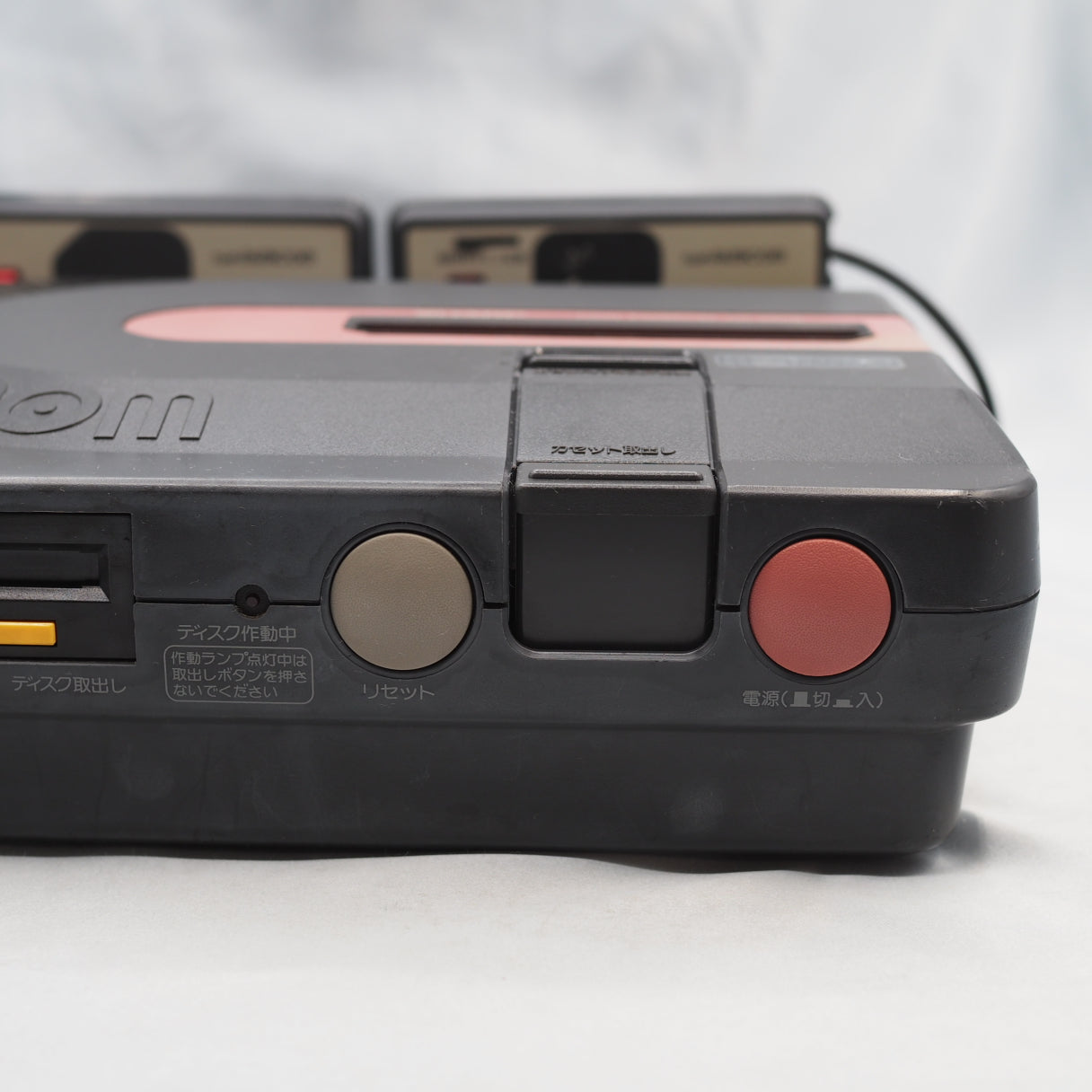 Twin Famicom Console system AN-500B [New Rubber Belt replaced]