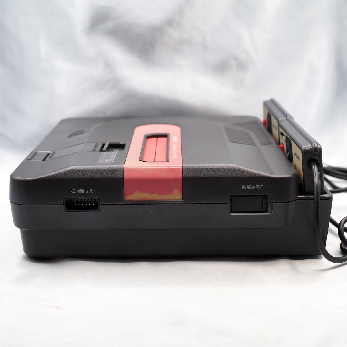 Twin Famicom Console system AN-500B [New Rubber Belt replaced]