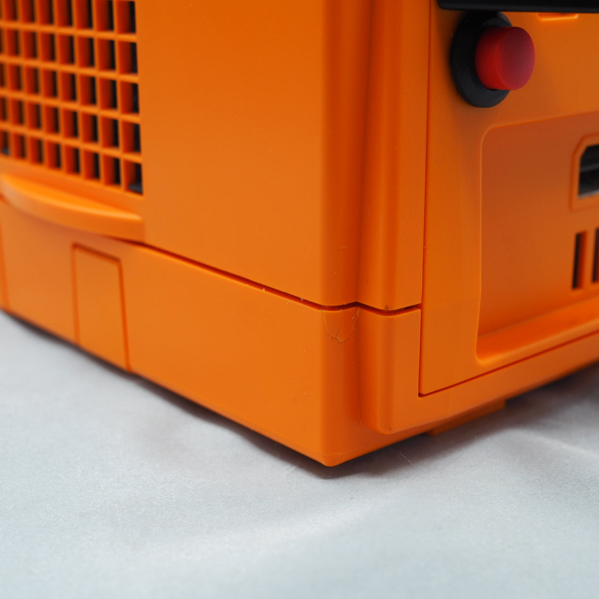 Nintendo GameCube Console System Orange DOL-001 [NTSC-J] [NTSC-U/C] [Modified]