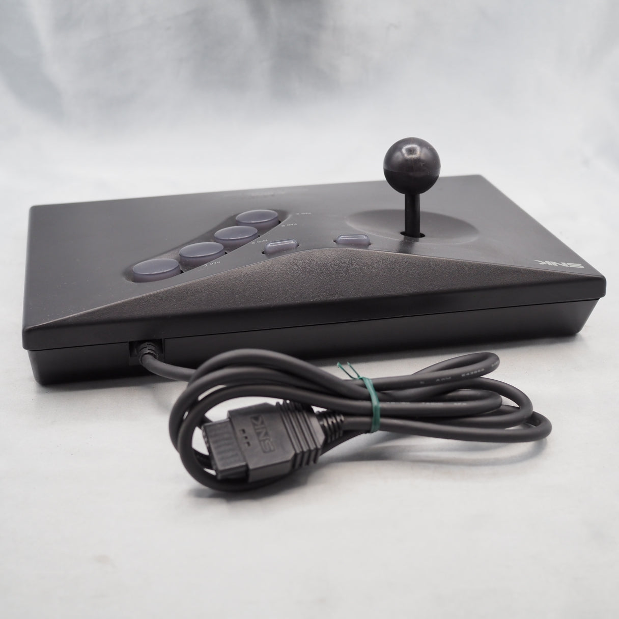 NEO GEO AES Console System + 2 Controllers + Memory Card [UNIBIOS]