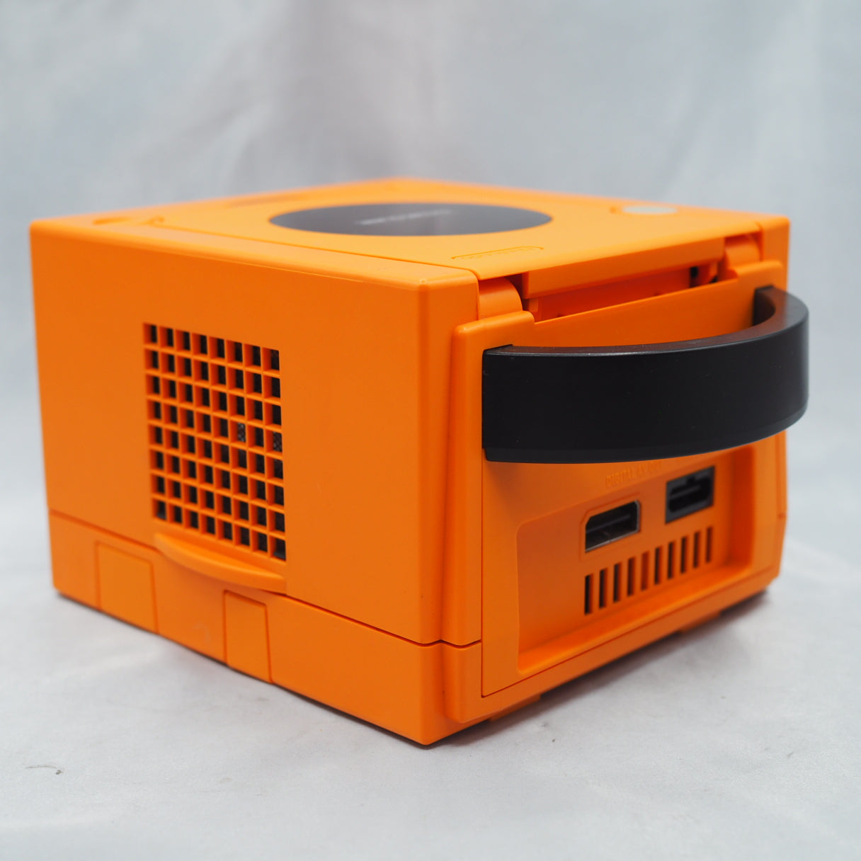 Nintendo GameCube Console System Orange  DOL-001 + Game Boy Player