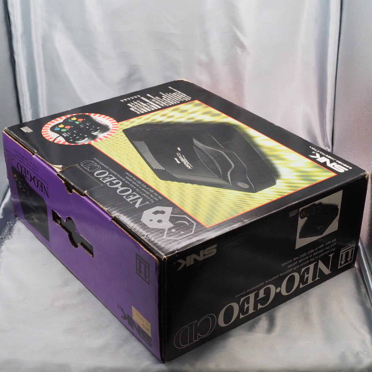 NEO GEO CD Console system Boxed CD-T01 [2 Controllers]