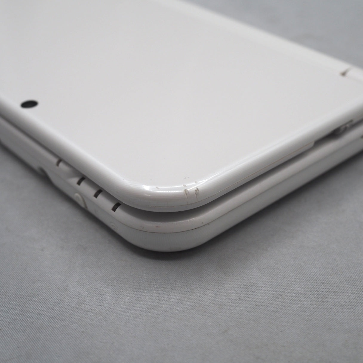 Used Nintendo new 3DS LL XL Handheld Console RED-001 Pearl white - Tested & Working