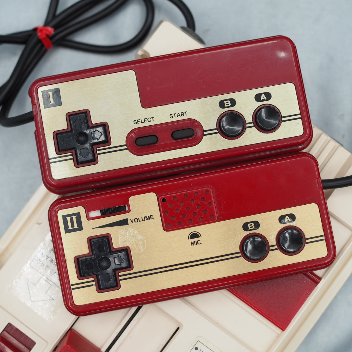 Nintendo Famicom & Disk System Console SET Boxed [New Rubber Belt Replaced]