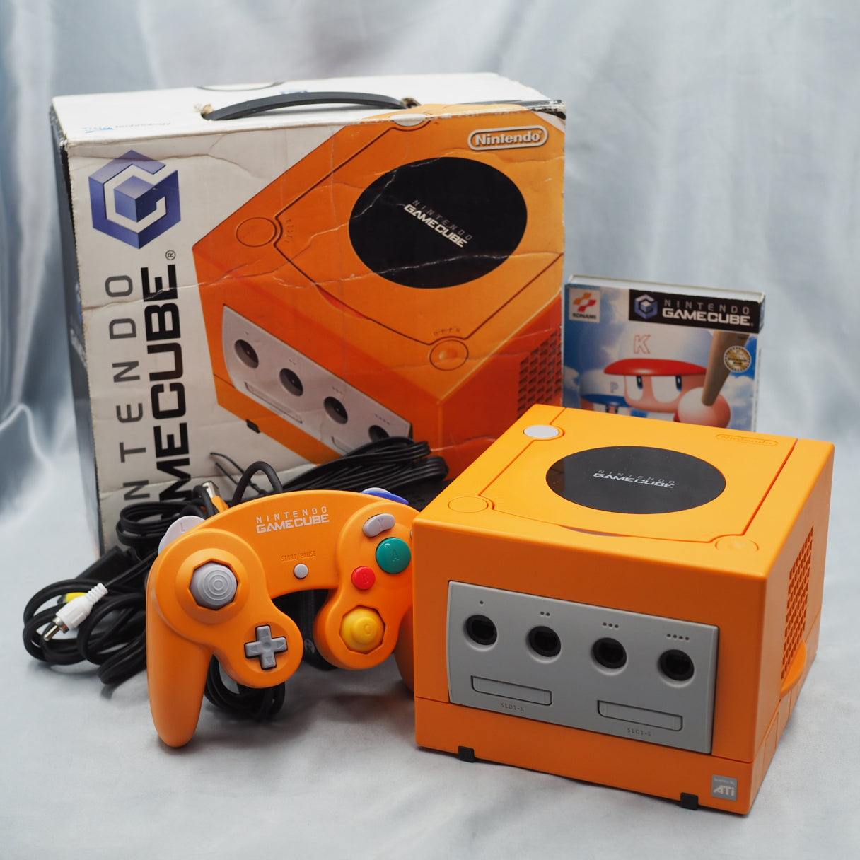 Nintendo GameCube Console System Orange Boxed [No instruction manual]