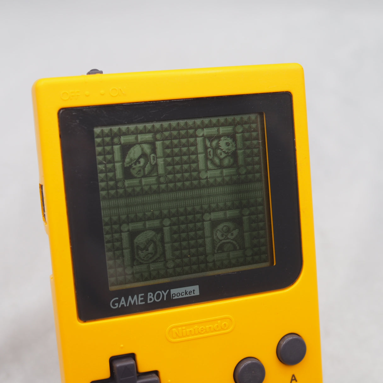 Nintendo GAMEBOY Pocket Console MGB-001 [Yellow]