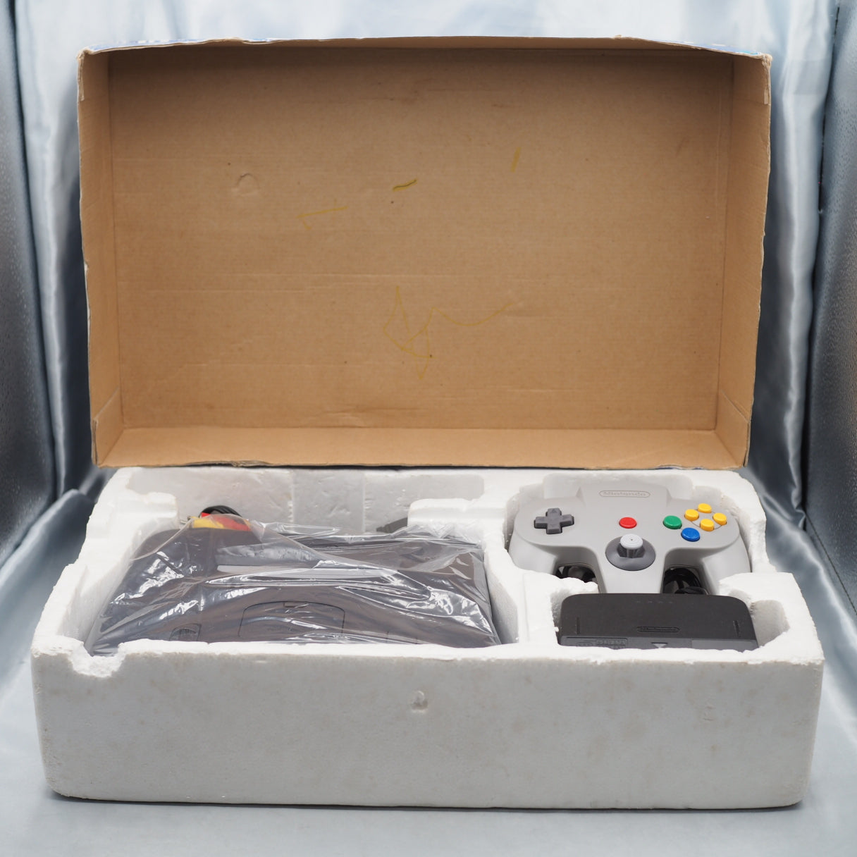 Nintendo 64 Console System Black NUS-001 Boxed [NTSC-J, NTSC-U/C]