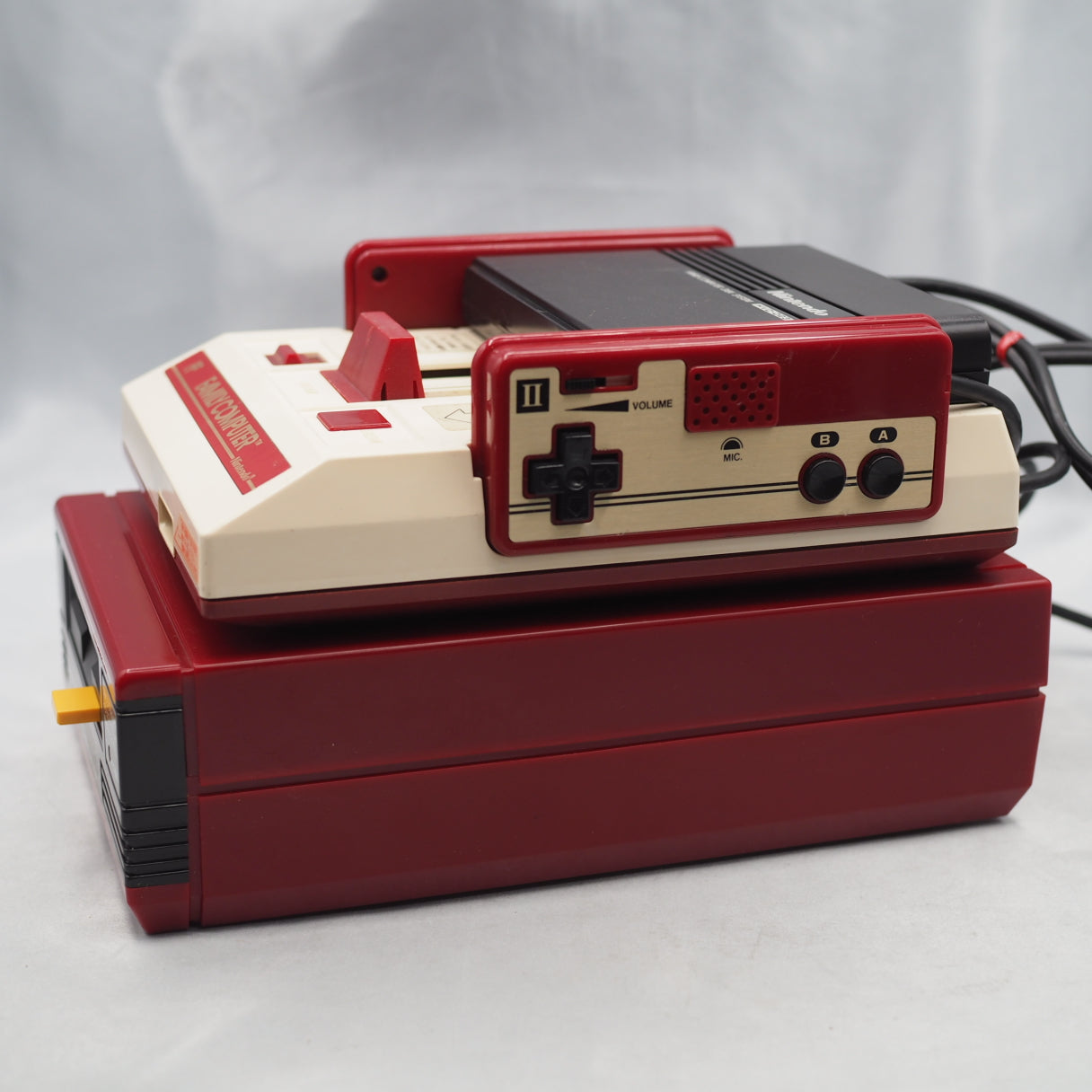 Nintendo Famicom & Disk System Console SET Boxed [New Rubber Belt Replaced]