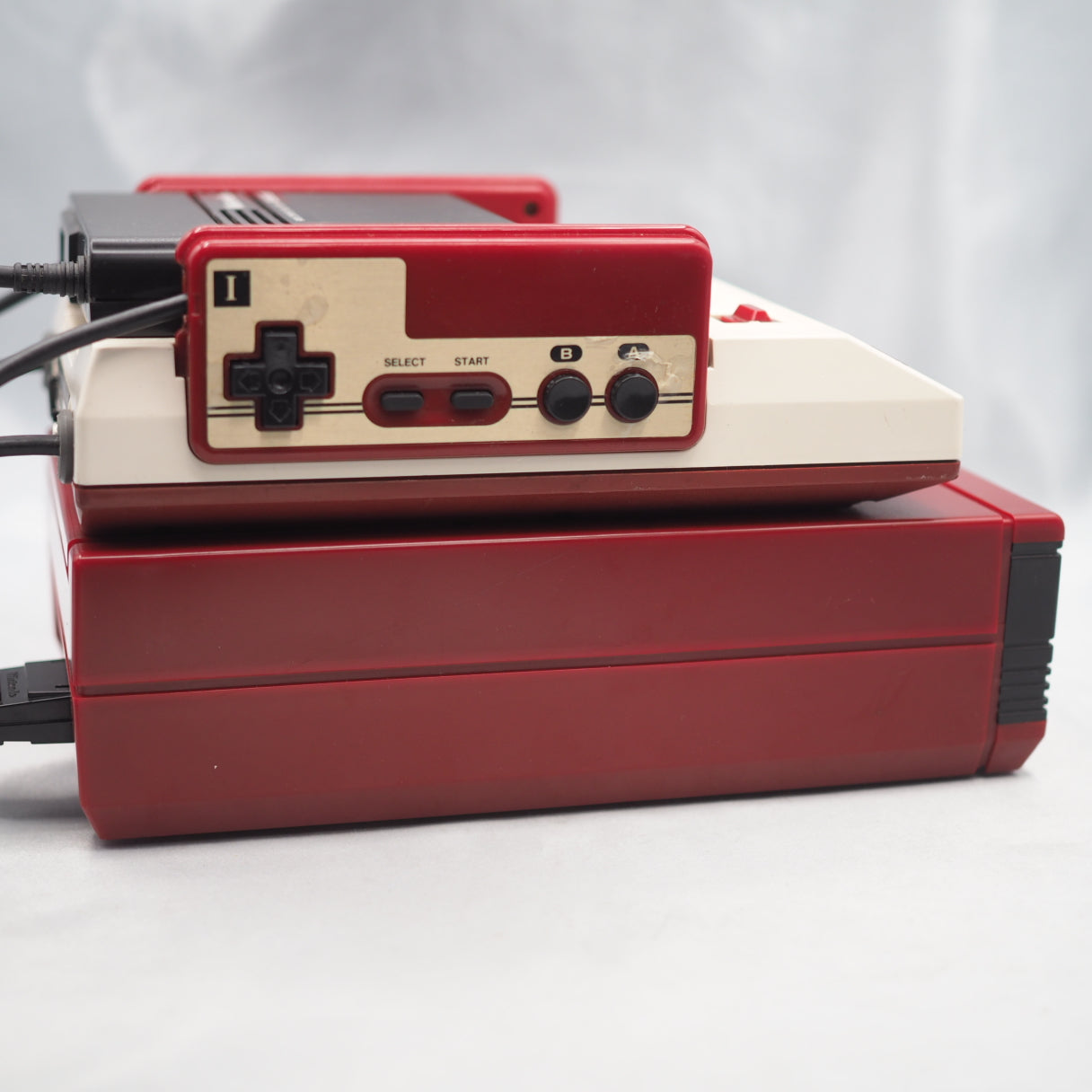 Nintendo Famicom & Disk System Console SET Boxed [New Rubber Belt Replaced]