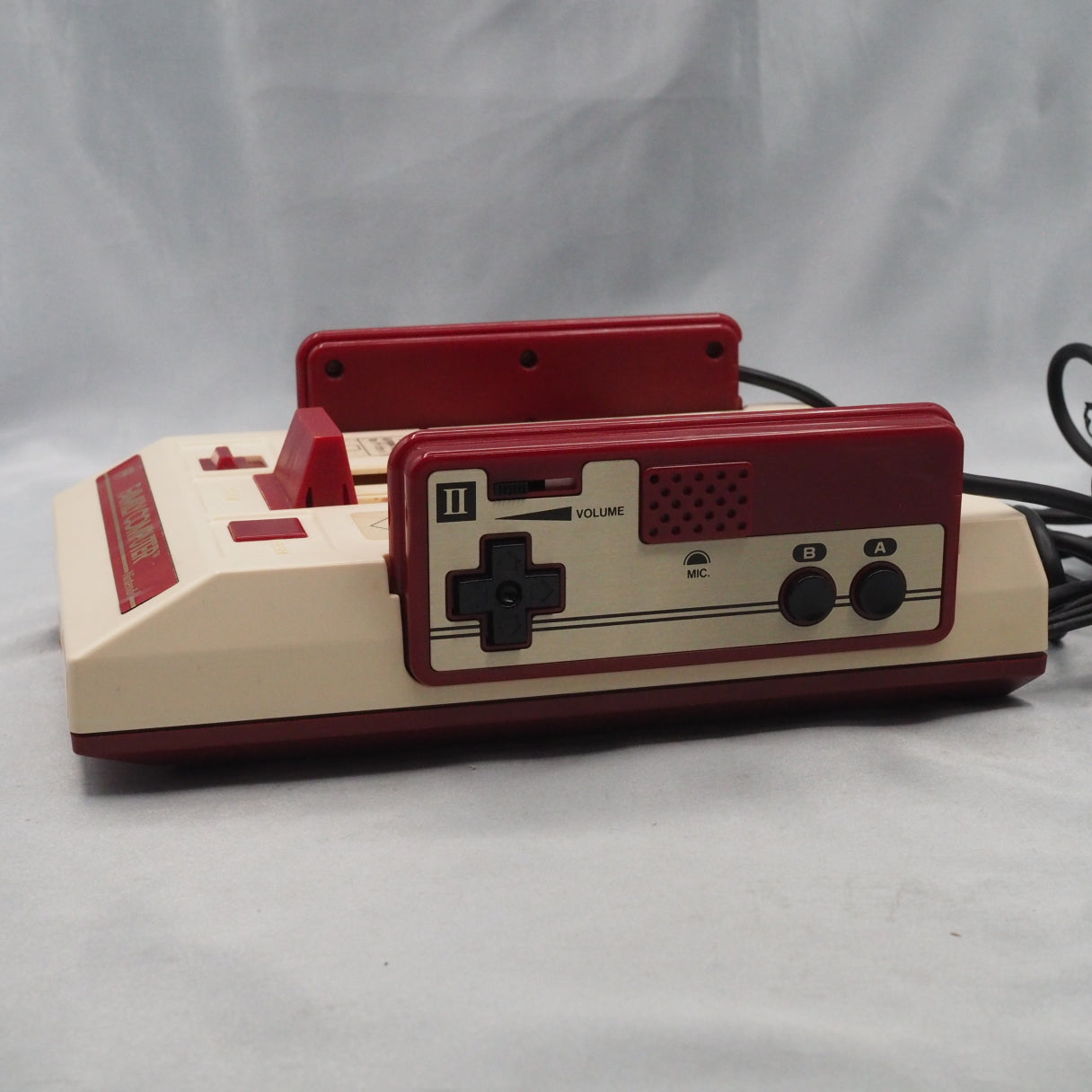 Nintendo Famicom Console  HVC-001 [modified] & 8 Games SET