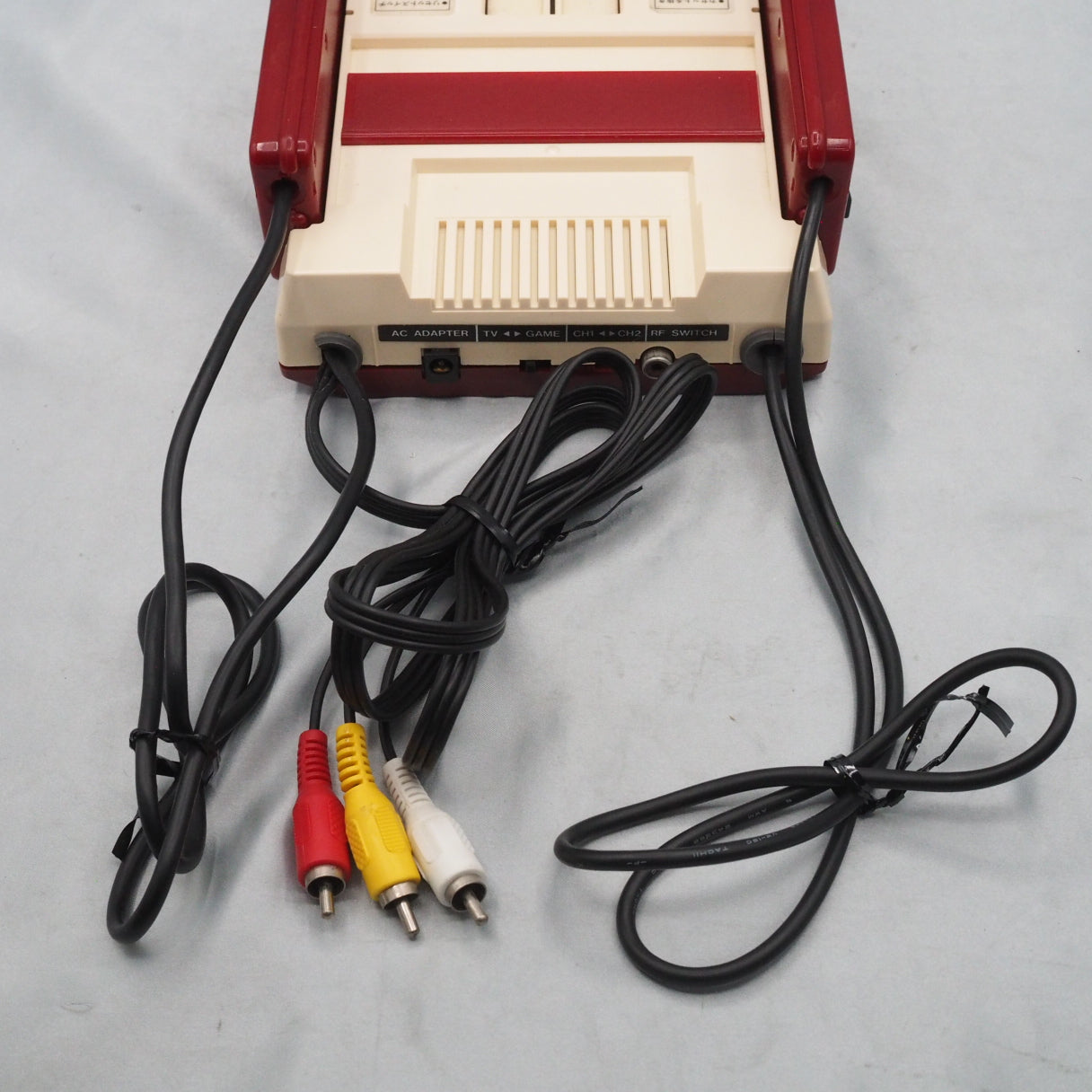 Nintendo Famicom Console  HVC-001 [modified] & 8 Games SET